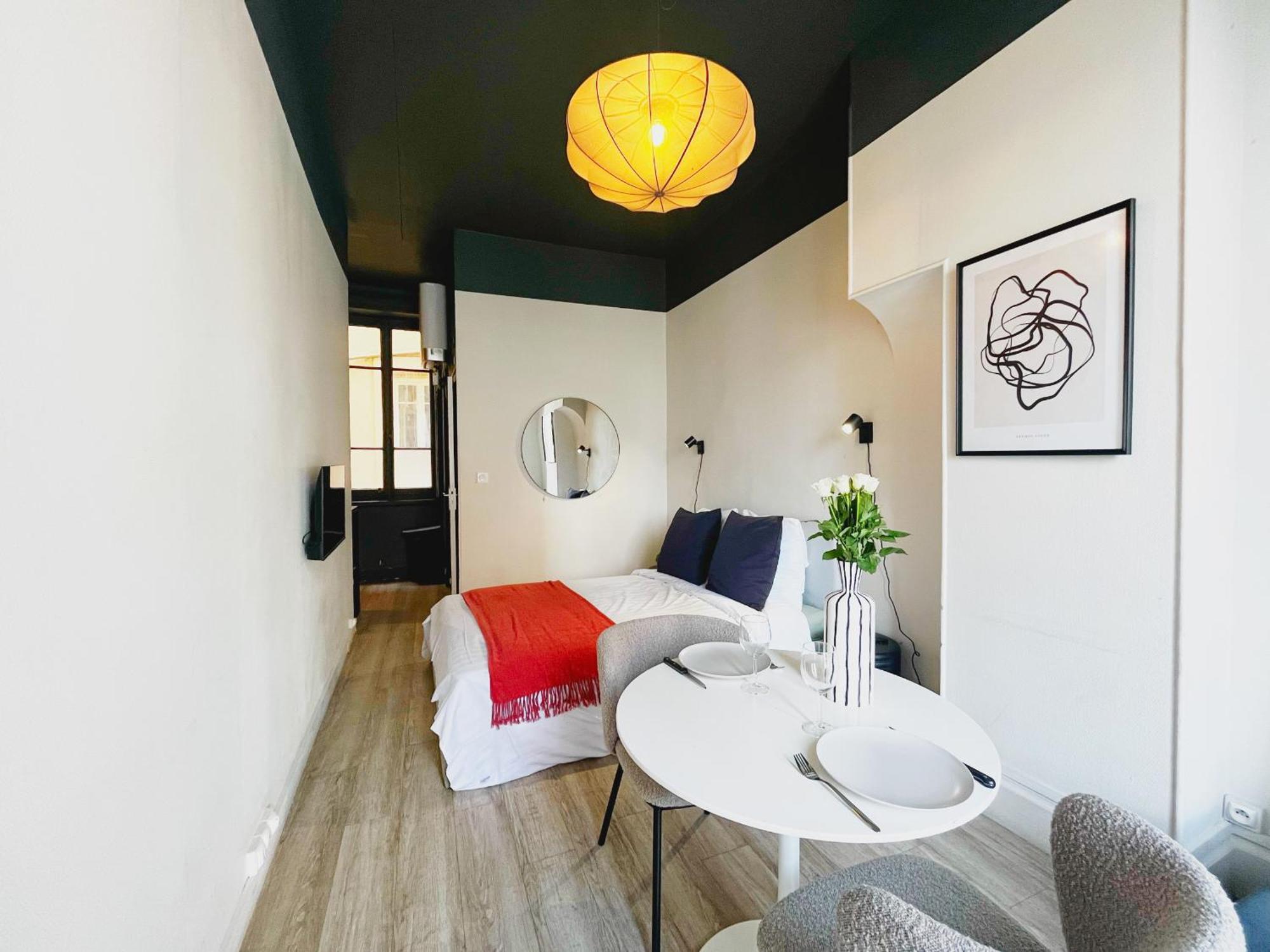 Suite Opium Lyon Extérieur photo